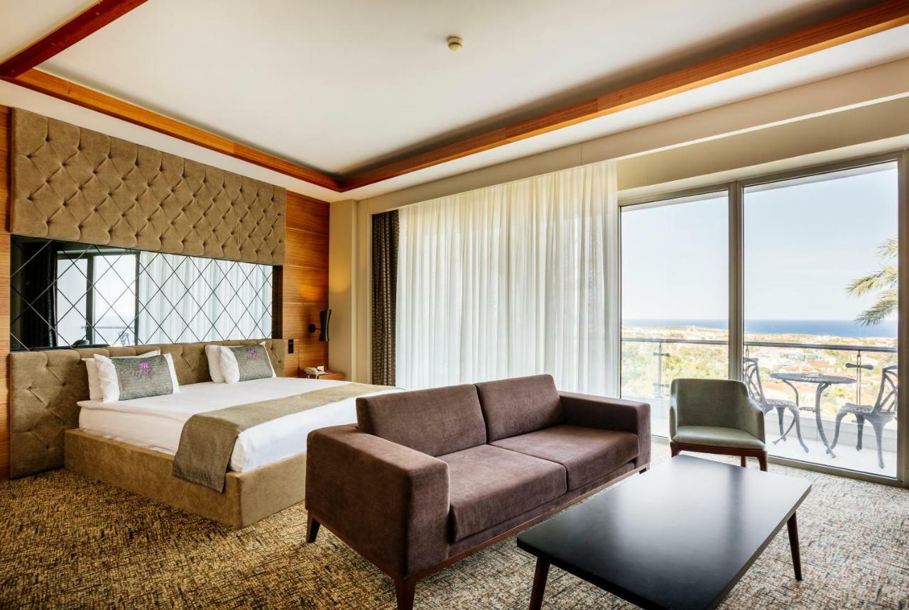 Malpas Hotel Agios Epiktitos Ngoại thất bức ảnh