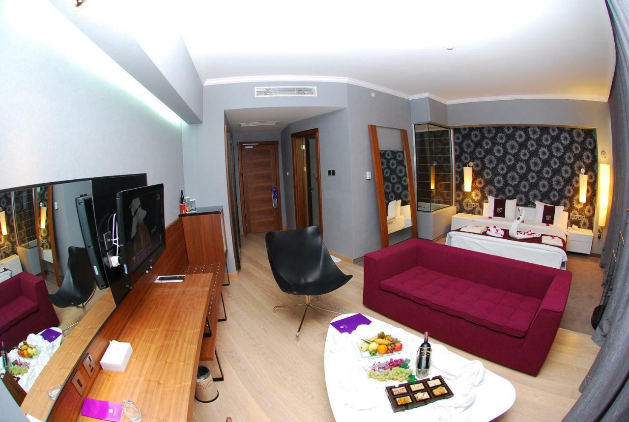 Malpas Hotel Agios Epiktitos Ngoại thất bức ảnh