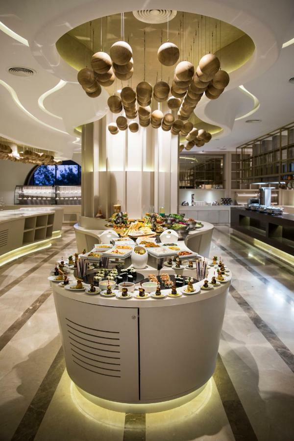 Malpas Hotel Agios Epiktitos Ngoại thất bức ảnh