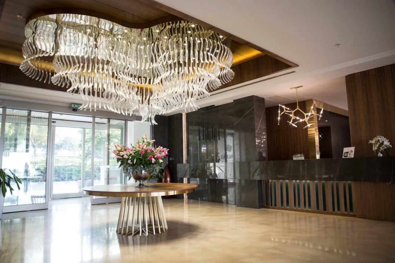 Malpas Hotel Agios Epiktitos Ngoại thất bức ảnh