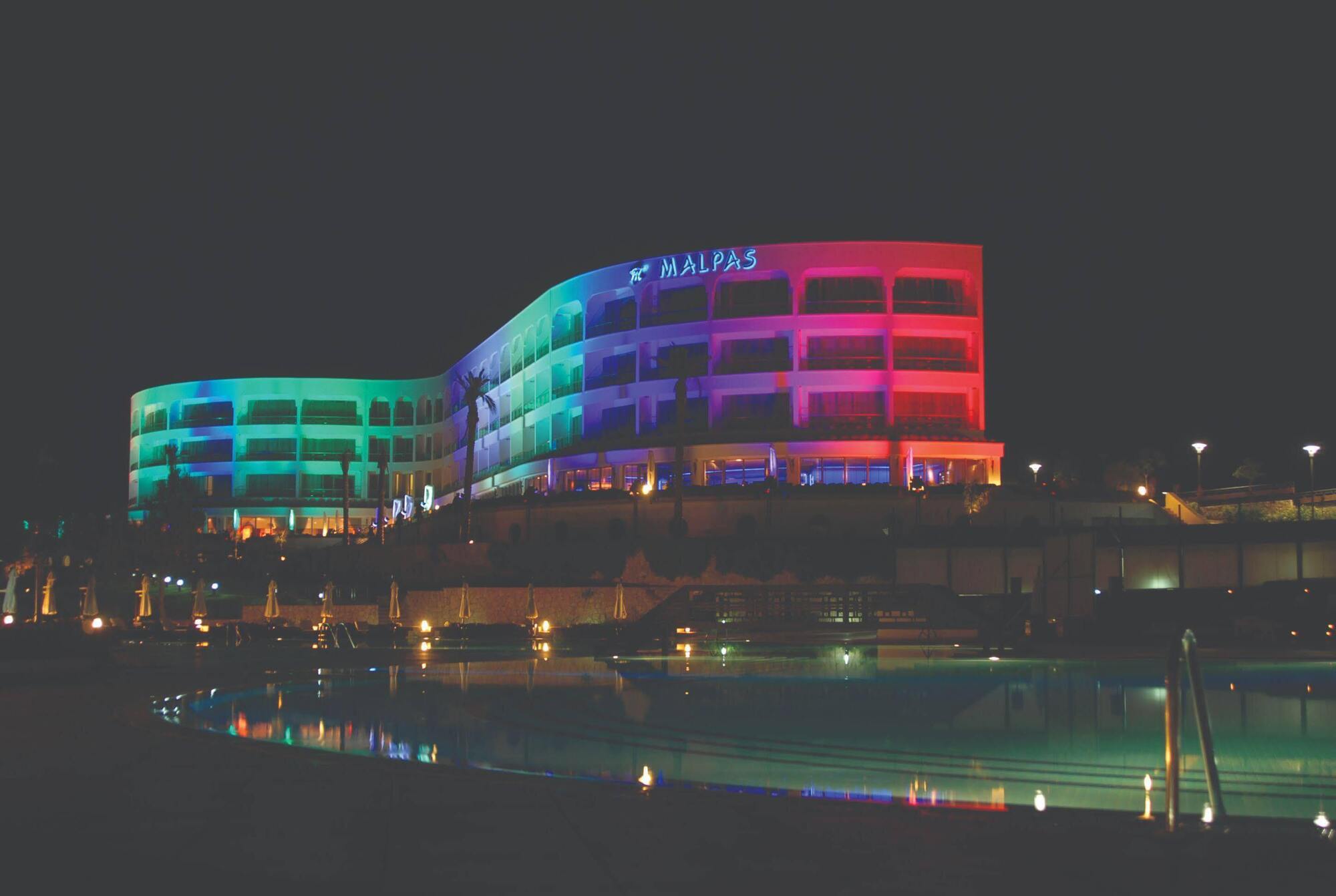 Malpas Hotel Agios Epiktitos Ngoại thất bức ảnh